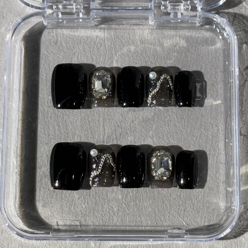 Black Chain Sparkle