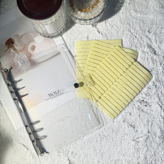 MOLI Press-On Nail Storage Booklet