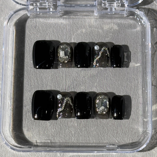 Black Chain Sparkle
